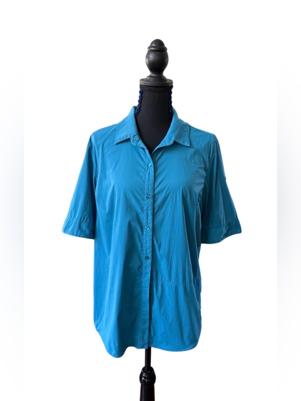 REI Aqua Blue Short Sleeve Button-Down Shirt